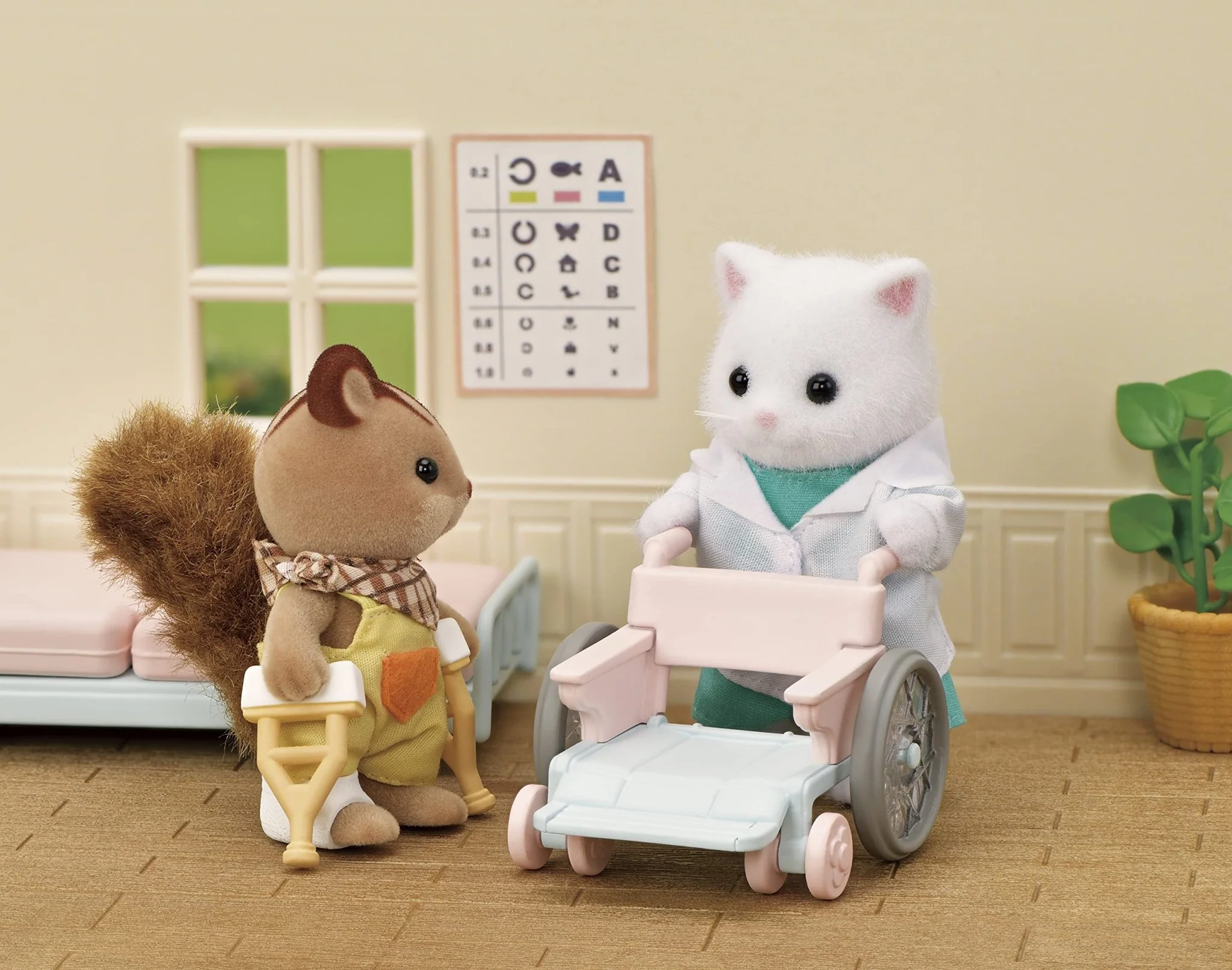 EPOCH Sylvanian Families Dolls & Furniture Set Let's go to the hospital! Easy Doctor Set H-17 - Image 4