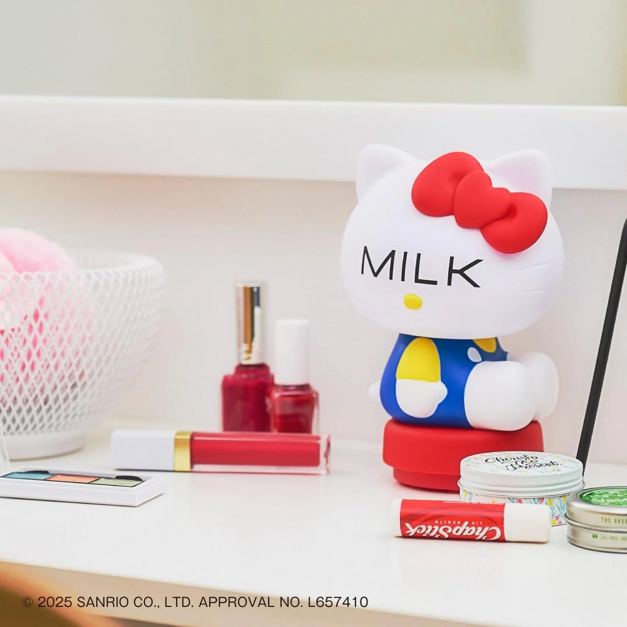 Hello Kitty Milk Room Light Book by Takarajimasha Brand Mook - Image 9
