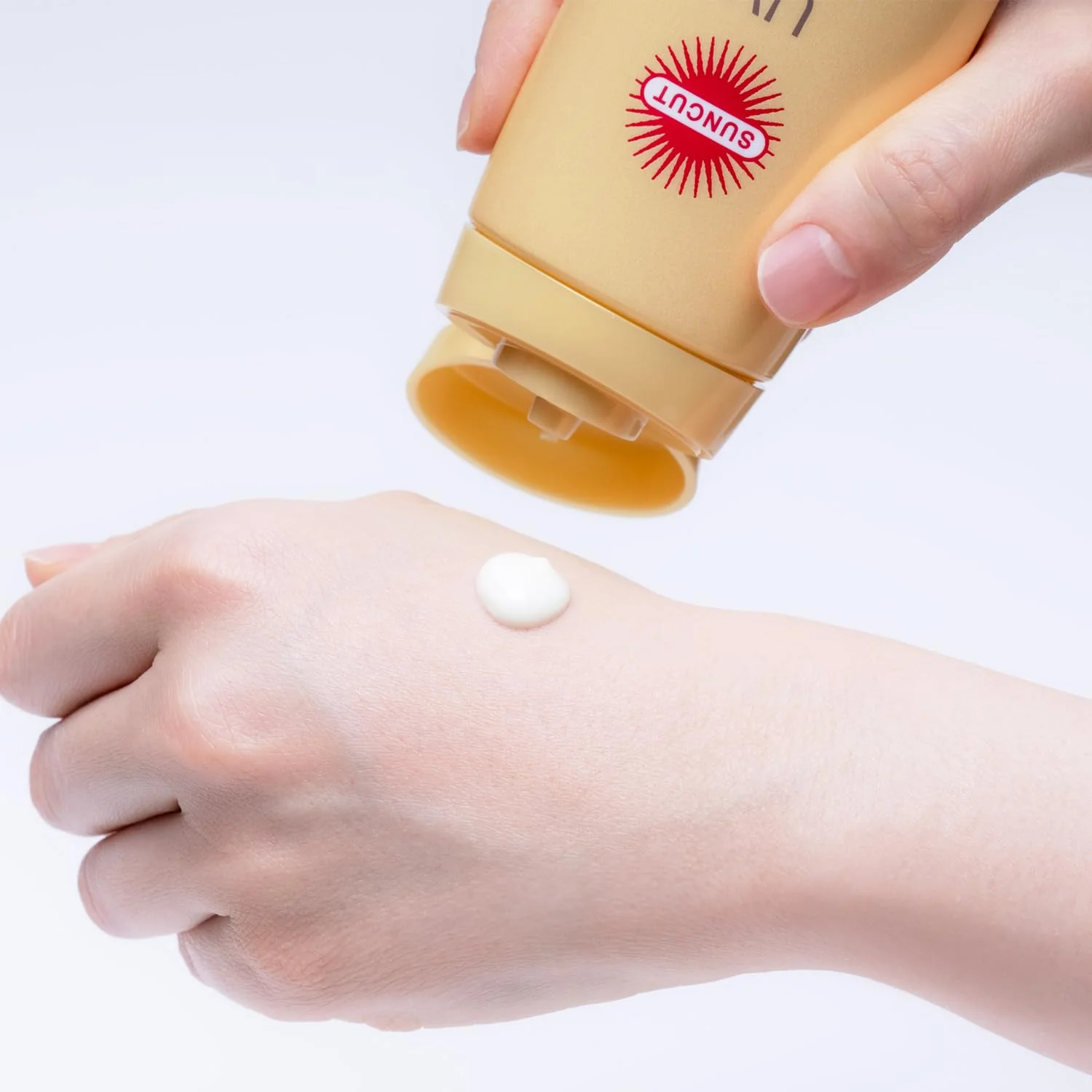 KOSE Suncut Perfect UV GEL SPF50+ PA++++ 120g sunscreen - Image 4