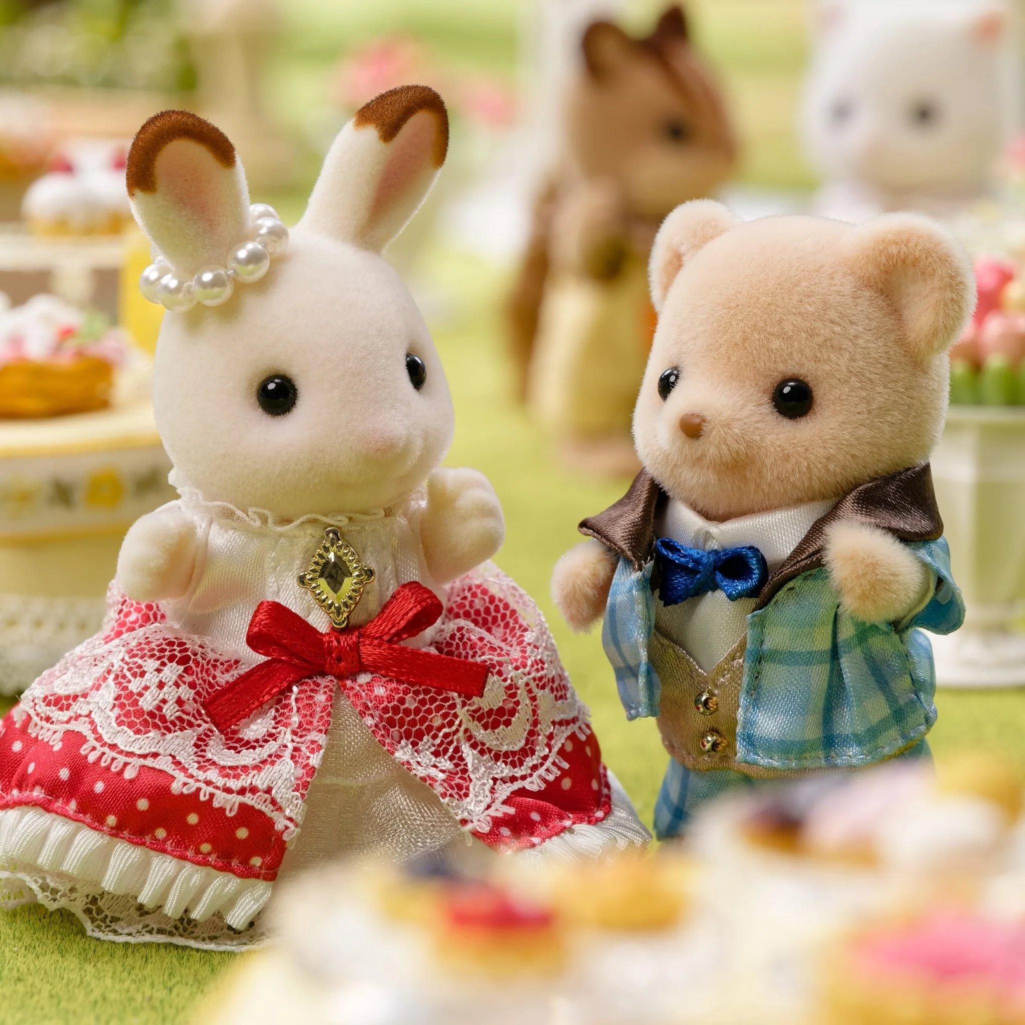Sylvanian Families Anniversary Friends Doll Set Flare and Theo C76 Toy EPOCH - Image 6