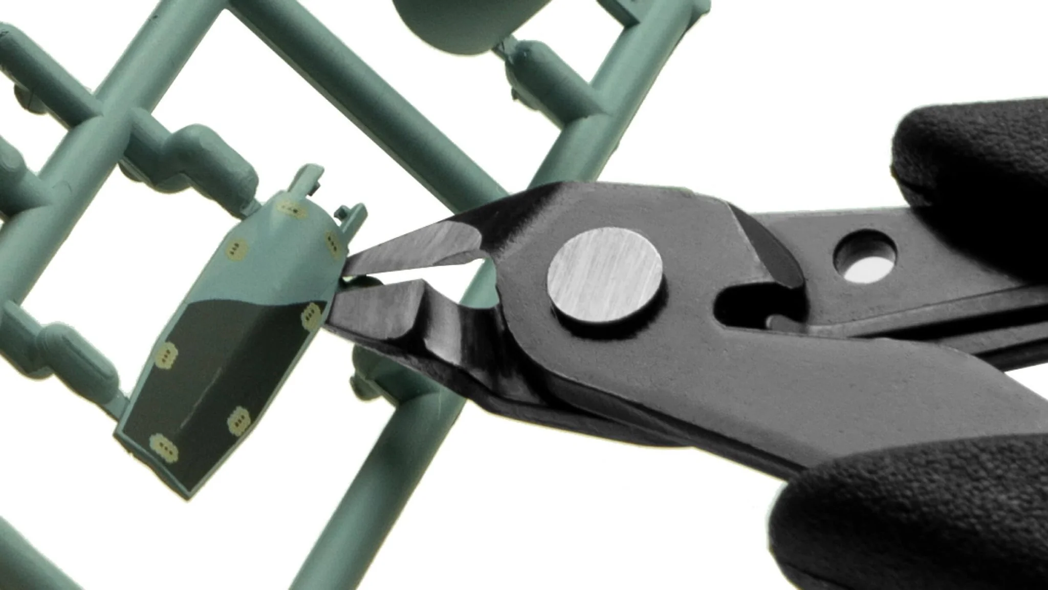 Tsunoda FC-120 120mm Nipper — Lightweight Spring-Loaded for Models & Electronics - Image 7