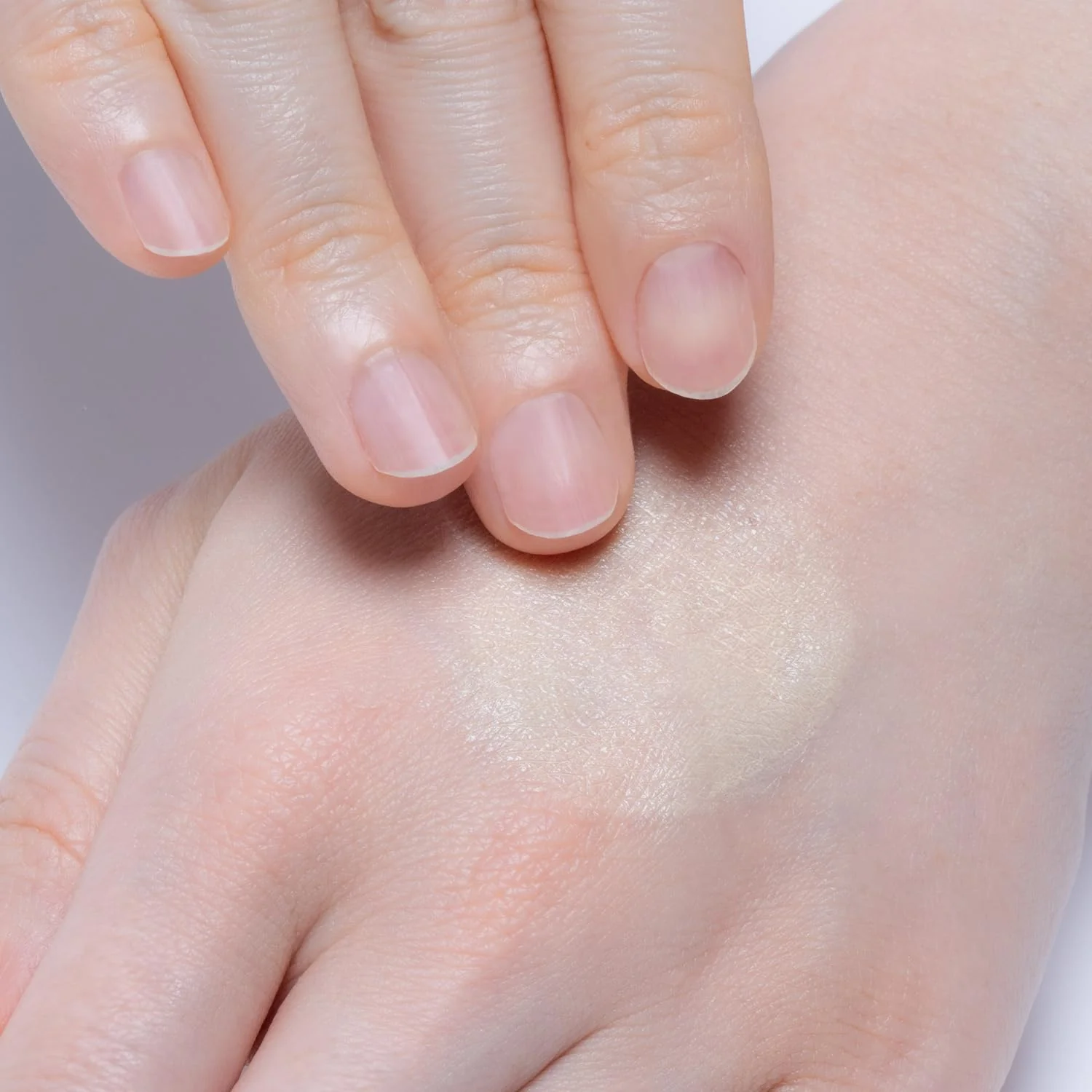 KOSE URUMINA PLUS Fresh Glossy Skin Oshiroi Milky Lotion Oil Block 01 (Yellow) - Image 5